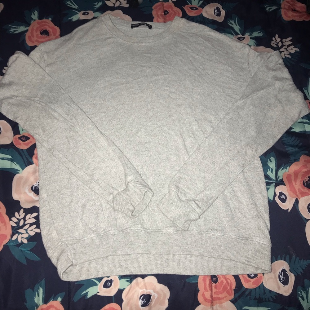 Brandy Melville Gray sweater
